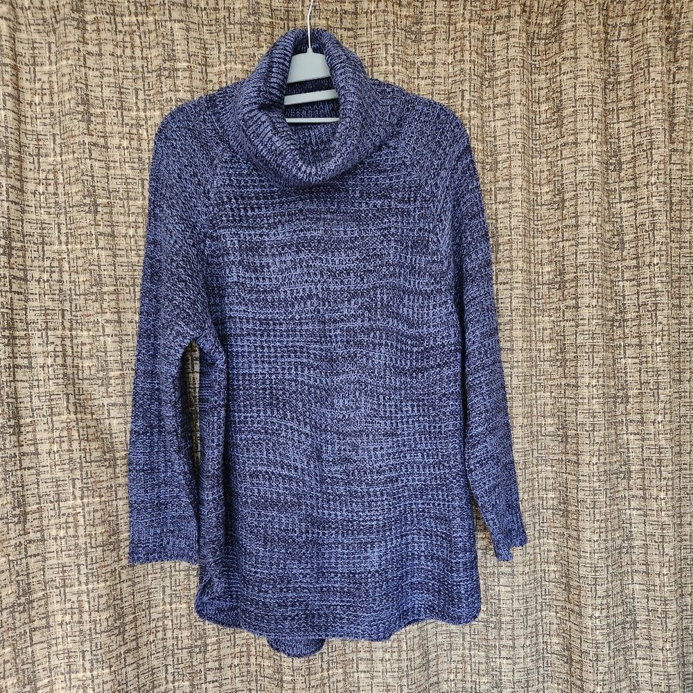 Flattering marled cowl/turtleneck sweater